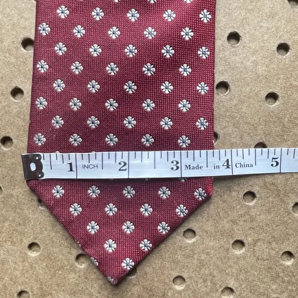 Ermenegildo Zegna Modern Floral Print Neck Tie Italy Made Silk Red Men
